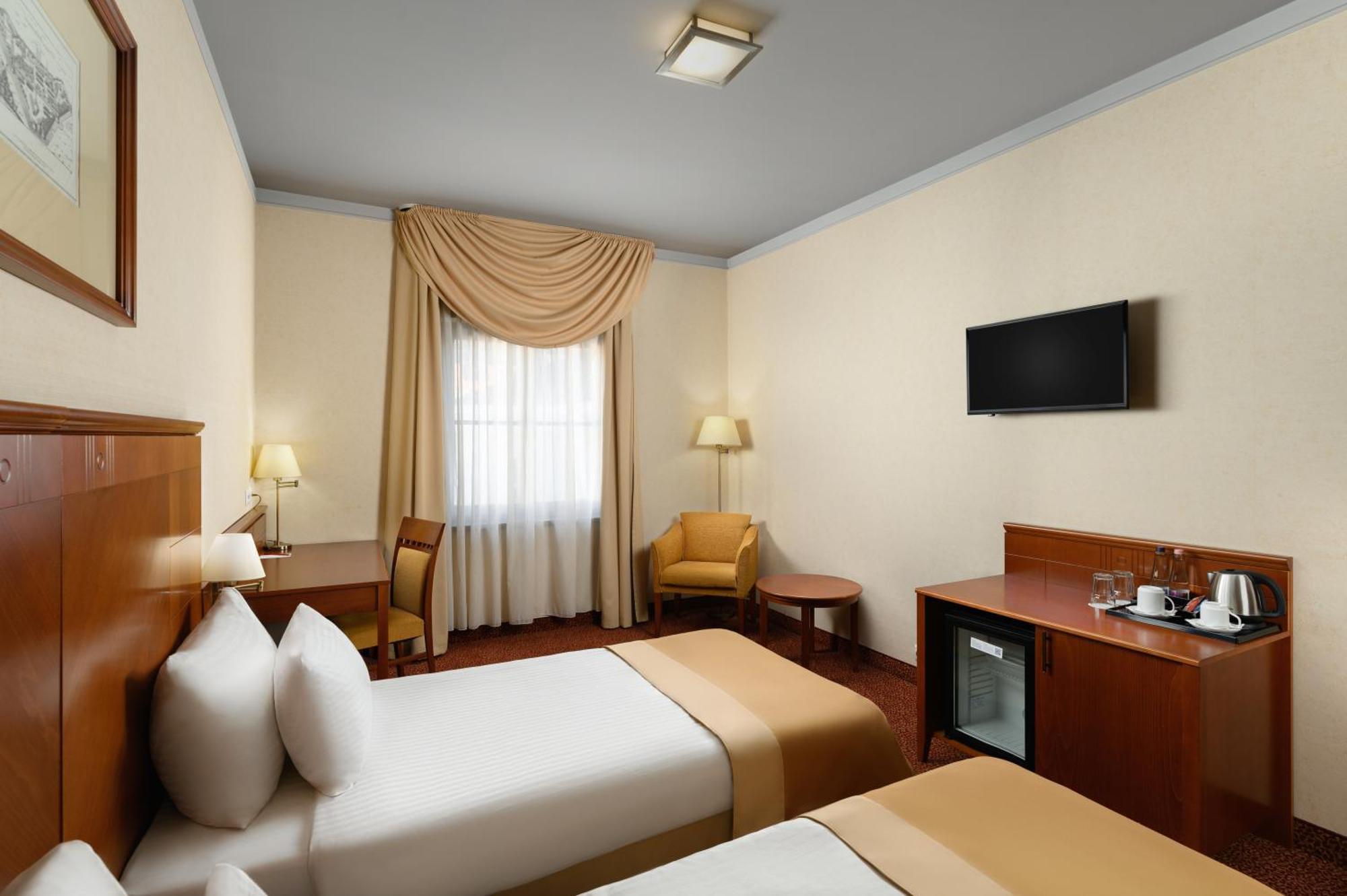 Mercure Szekesfehervar Magyar Kiraly Exterior photo